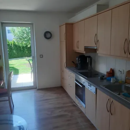 Moni's Ferienwohnung Apartment *